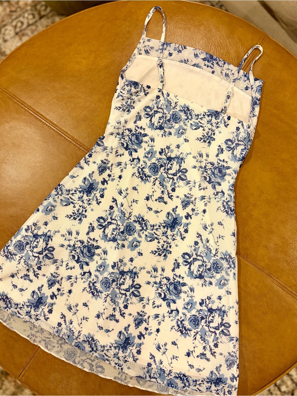 Elegant Spaghetti Strap Dress With Floral Print And Mesh Overlay For Summer - Picture 6 of 7